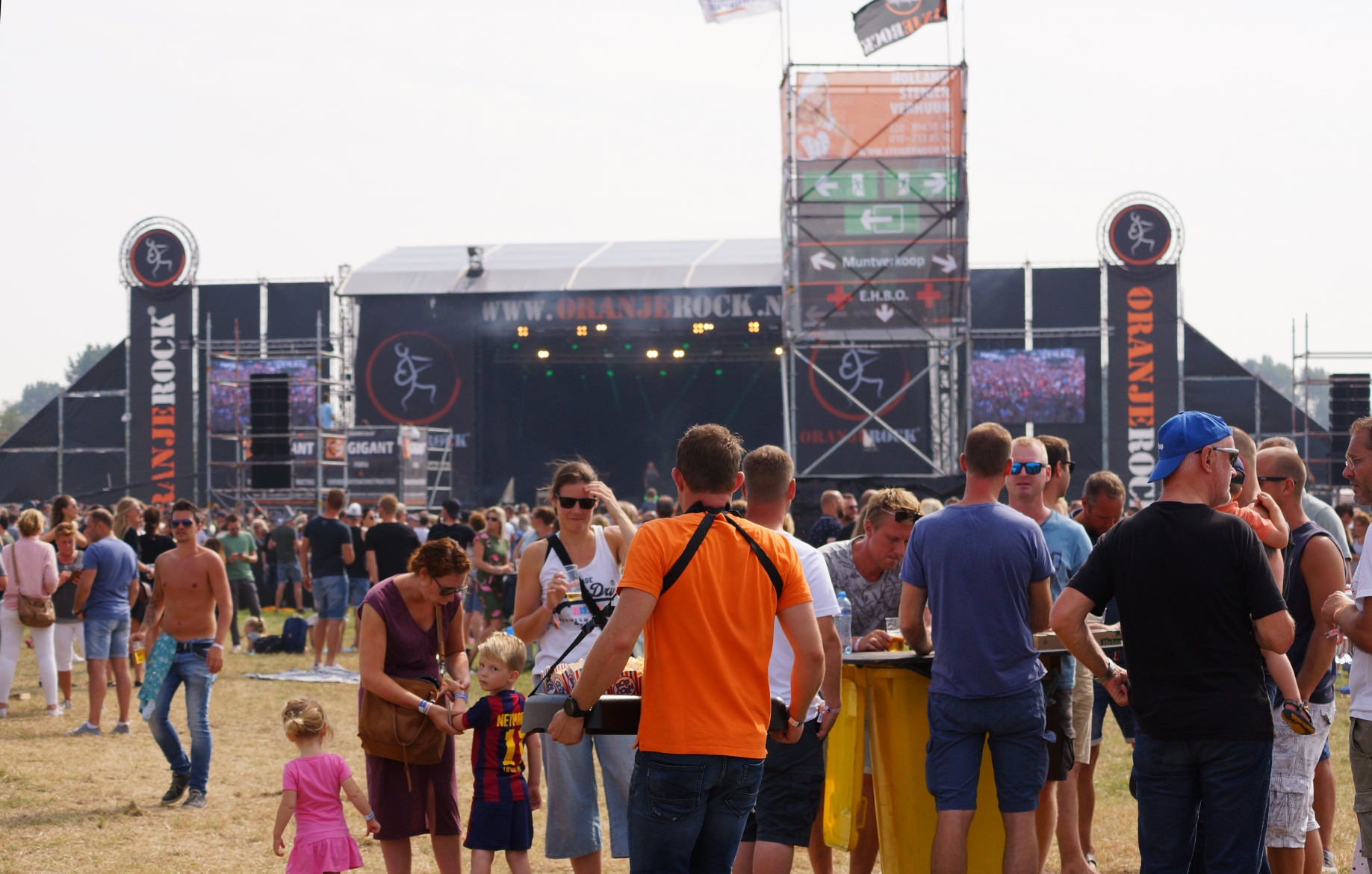 Poppin' festival vibes